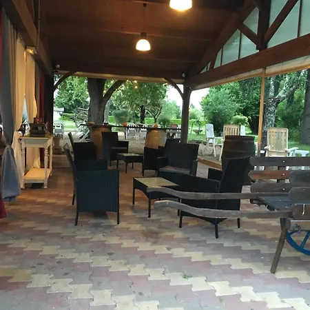 L'art Vin Отель *