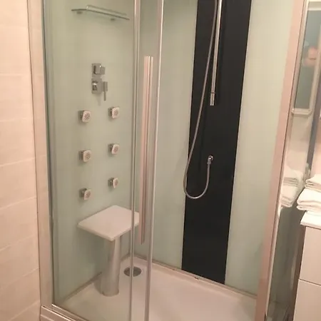 Отель L'art Vin Saint-Aigulin