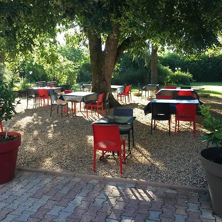 Hotel L'art Vin Saint-Aigulin